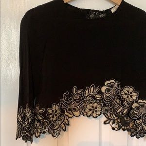 Honey cropped black & gold blouse